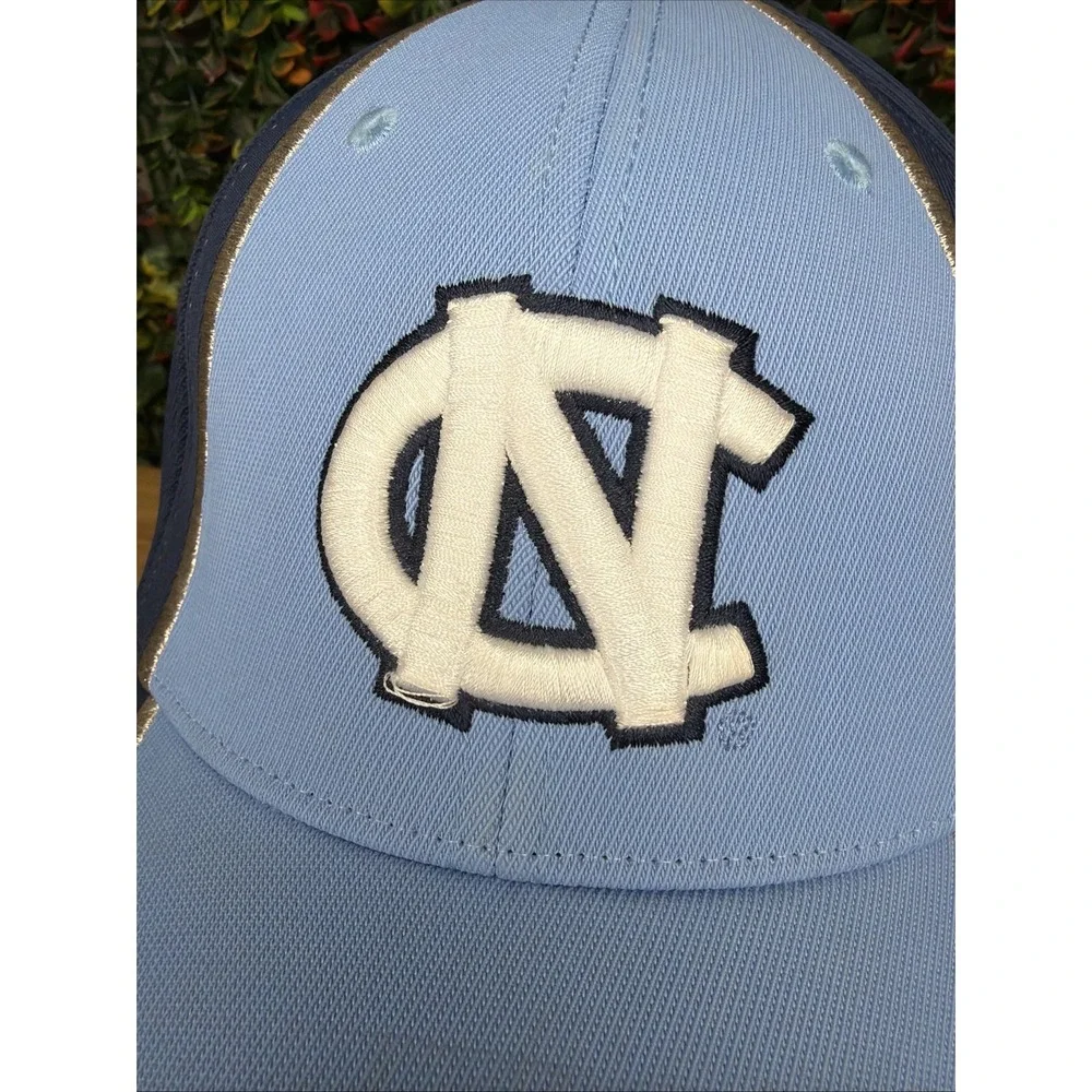 Nike Elite North Carolina Tar Heels Jordan Hat Cap‎ Fitted NCAA Basketball 2009